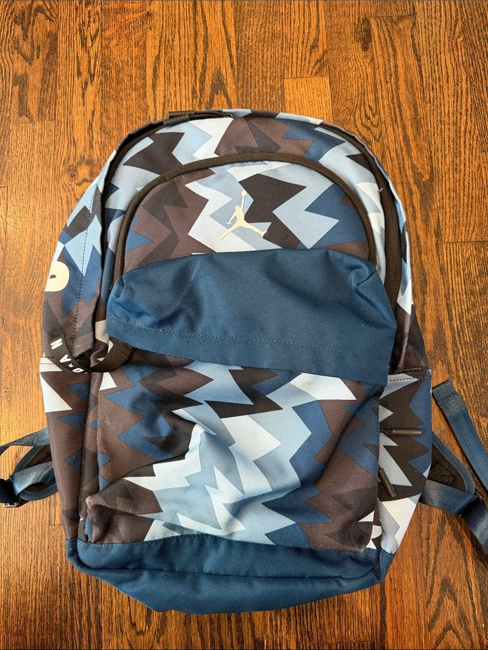 Jordan Men’s Navy and Light Blue Zigzag Backpack